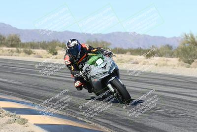 media/Dec-04-2025-Racers Edge (Thu) [[5ebc9f124d]]/3-B Group/3-Session 2 (Turn 7 Inside)/